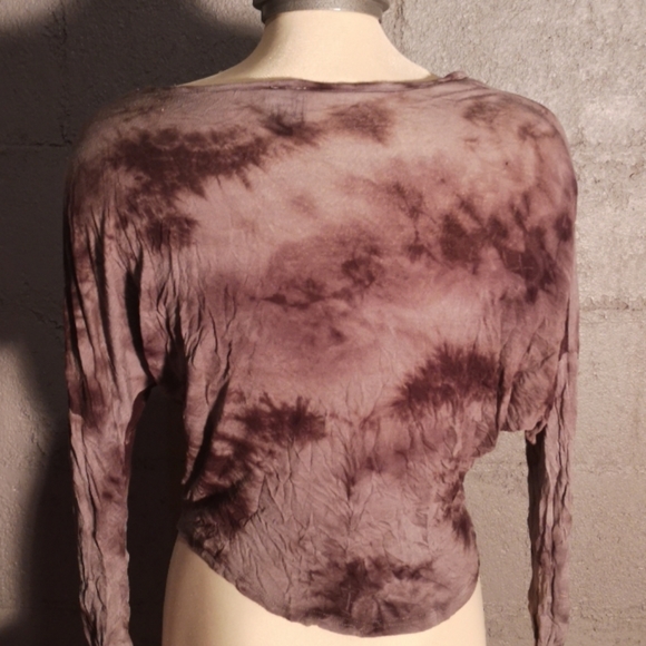 Crop batik top - Picture 3 of 3